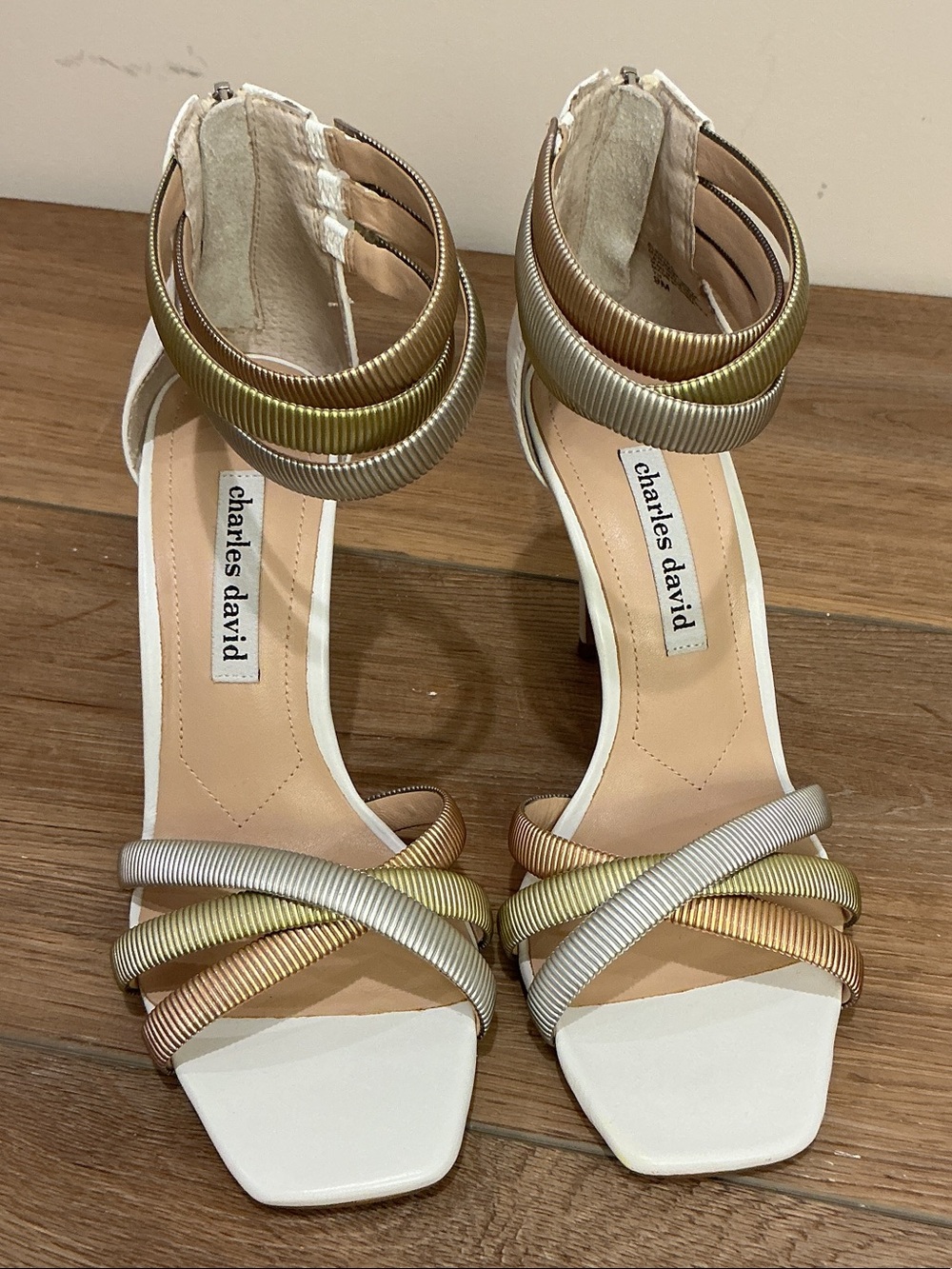 Charles David Women's Electra Metallic straps Dress Heeled Sandal, Sz 9